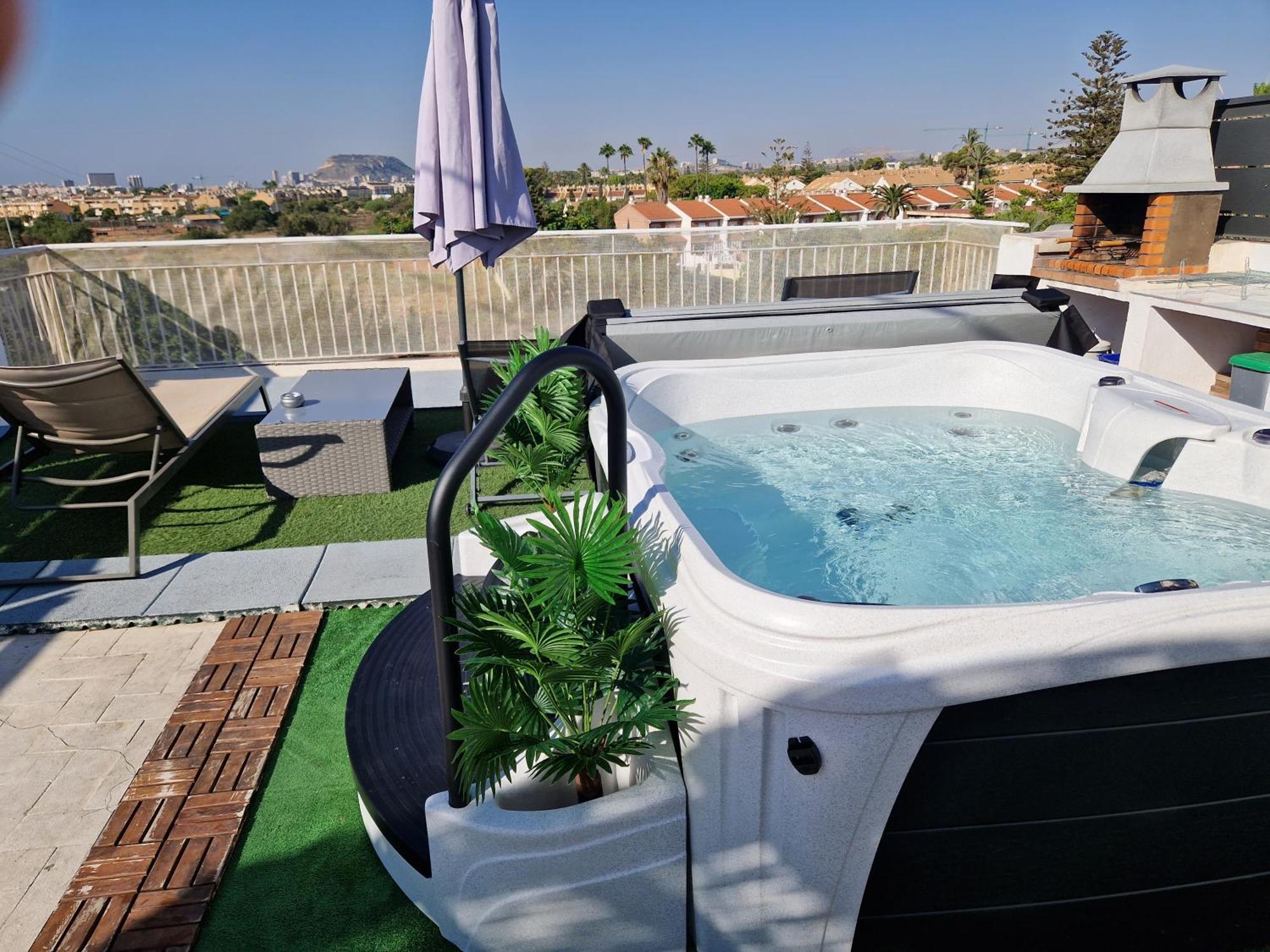 Lovely Beach House With Terrace San Juan Alicante El Campello Buitenkant foto